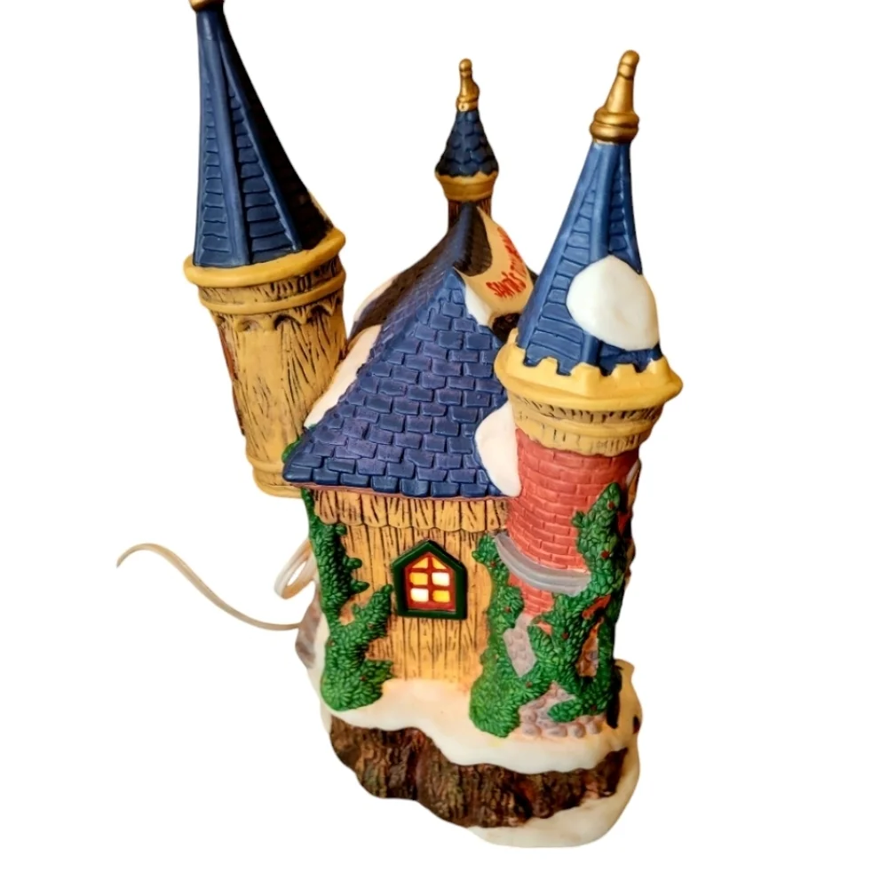 Heartland Valley Village Deluxe Porcelain Lighted House Santa's Toyland Limited